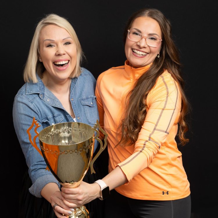 Riikka ja Tiina.